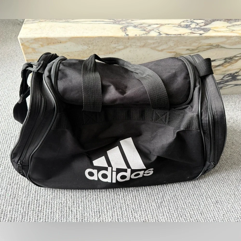 Adidas Gym Bag Black Duffle Bag Shoulder 19